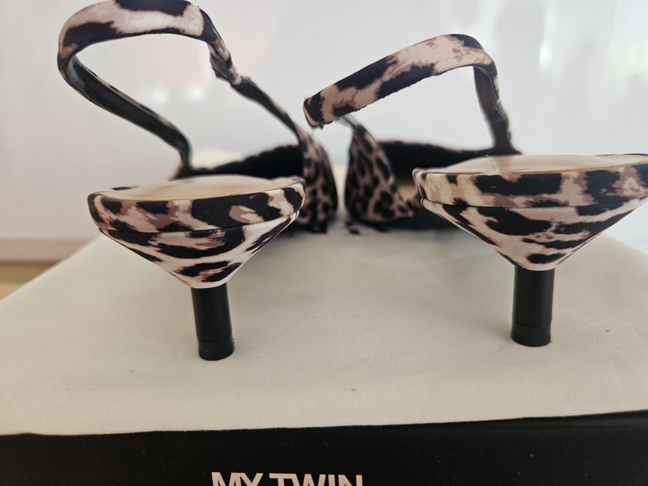 Czółenka panterka cętki Zara szpic obcas
