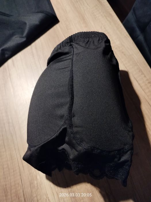 Majtki push up rozm 38