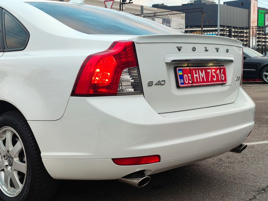 Volvo S40 2,0 D3 автомат ІДЕАЛ із Швейцарії