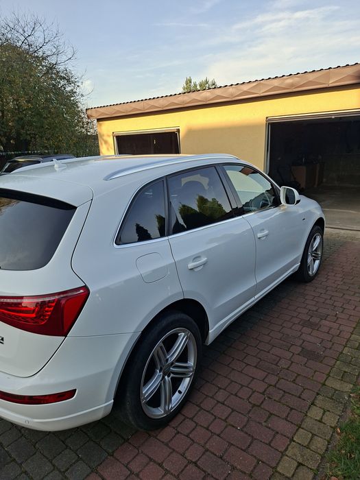 Sprzedam Audi Q5 S-line Quattro