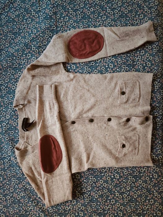 Sweter wełniany zapinany na guziki Mango XS łaty