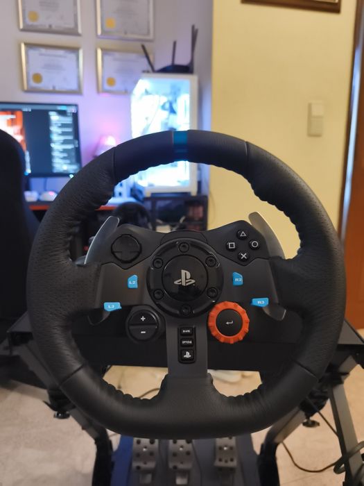 Volante Logitech + suporte