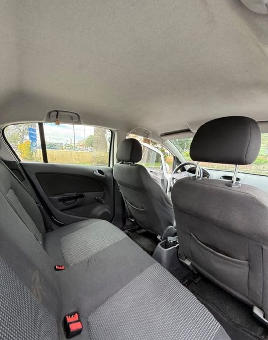 Opel corsa D 1.3cdti black edition