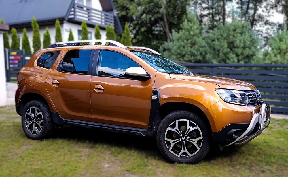 samochód osobowy dacia duster