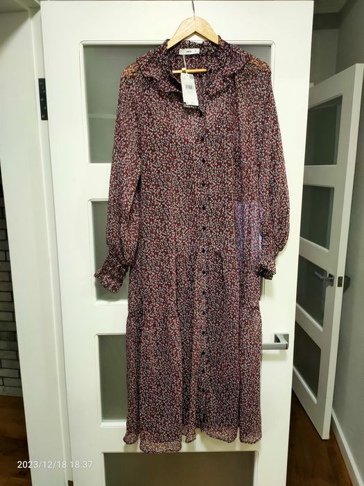 Нова сукня (плаття) Mango