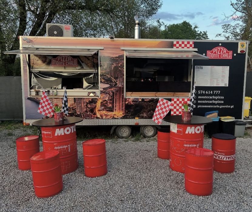 Przyczepa gastronomiczna 6m