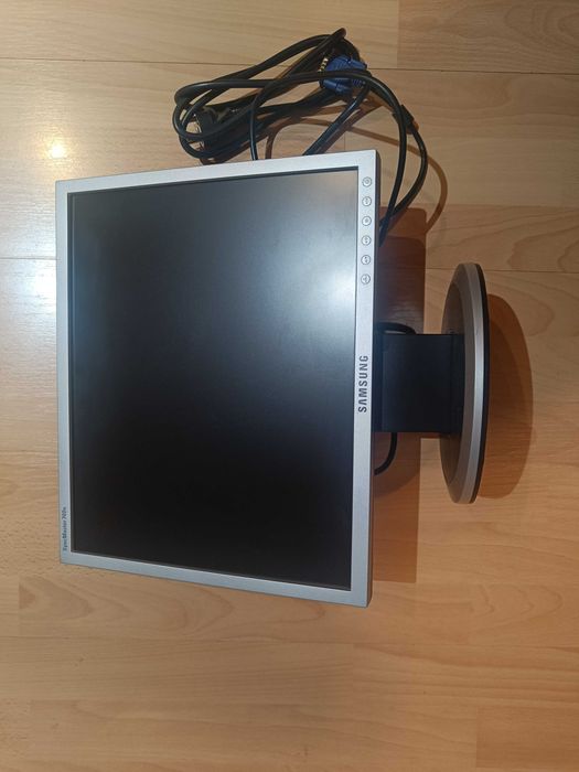 Monitor Samsung SyncMaster 740N