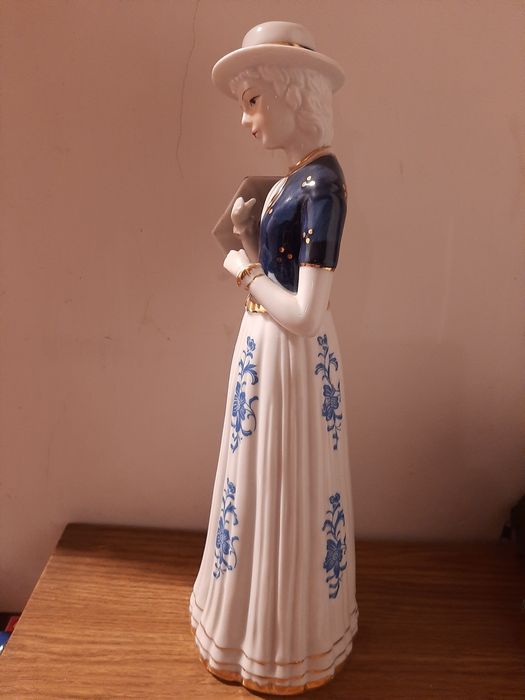 Porcelanowa figurka