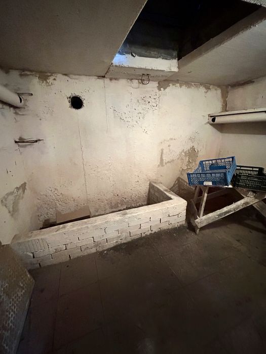 Продам гараж , Ірпінь біля залізничного переізду, в кооперативі