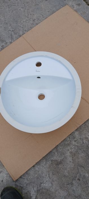 Zlew ceramiczny umywalka nablatowa wpuszczana okrągła