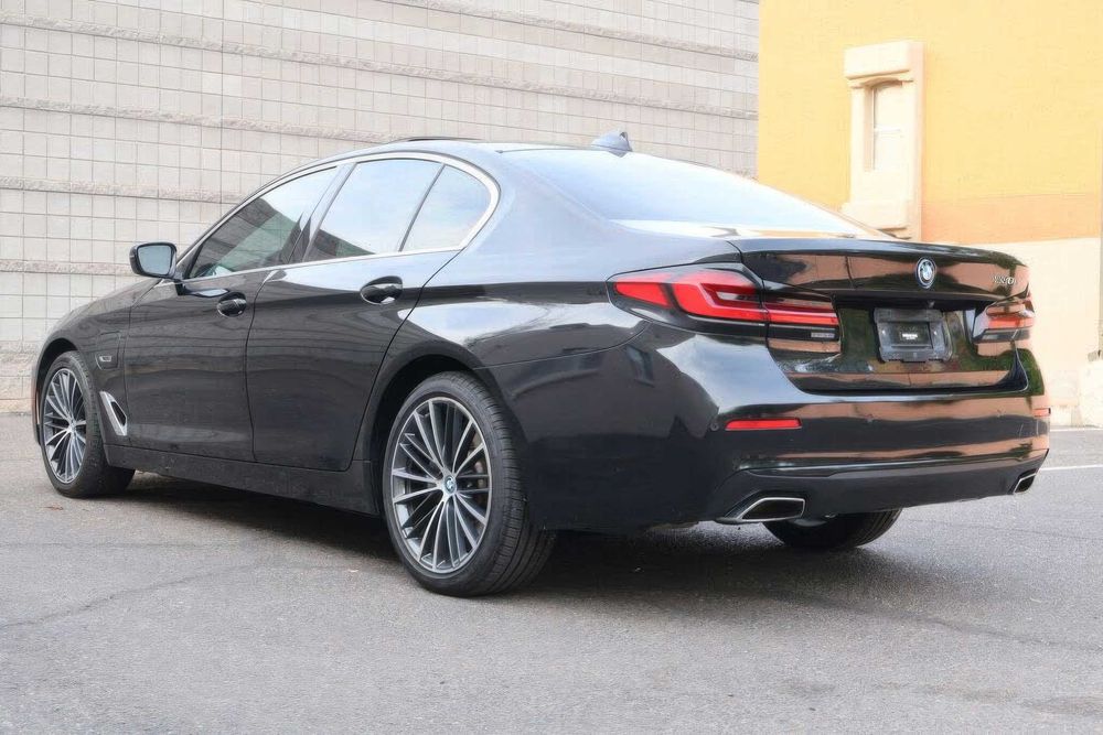 BMW 530e G30      2021