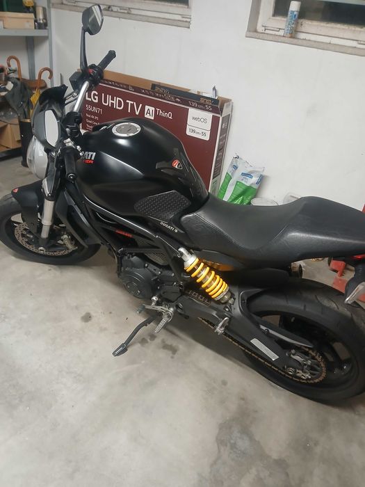 Ducati Monster 797 A2