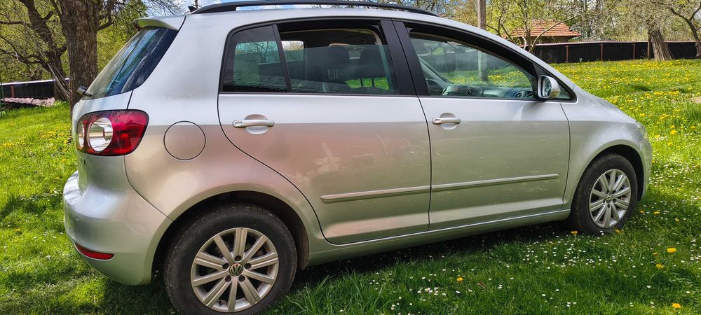 Продаж Volkswagen Golf Plus 2011