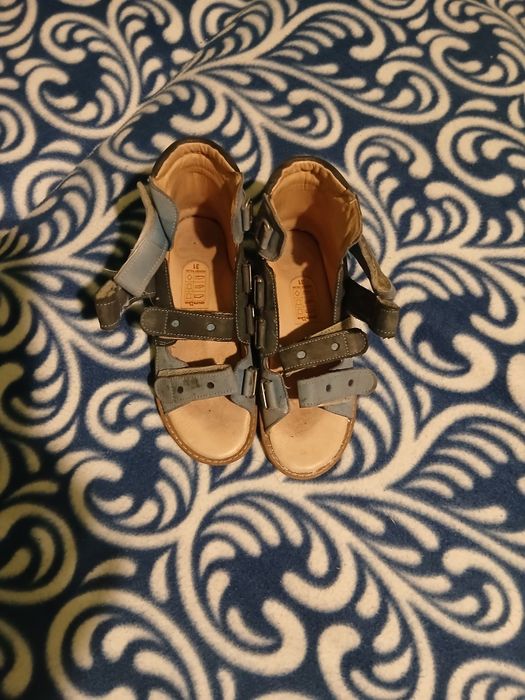 Sprzedam buty aurelka dostawa w paczkomacie gratis