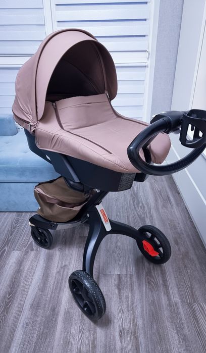 Коляска Dsland 2в1 у відмінному стані.Найнижча ціна в такому стані!