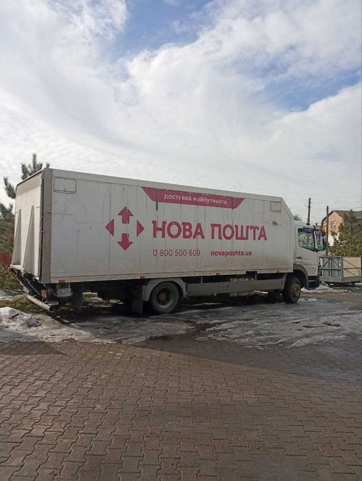 Продаж | Вантажний автомобіль Mercedes-Benz Atego 2004 року в гарному стані