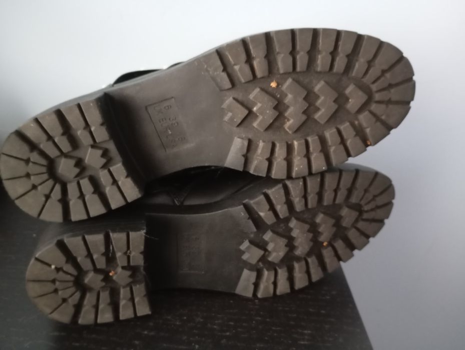 Botas com apliques Primark