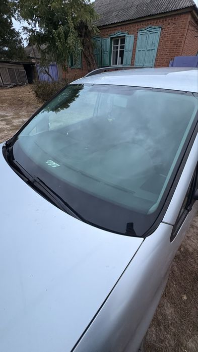 Volkswagen Touran 1.6 FSI