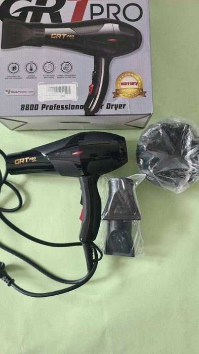 Profesjonalna suszarka jonowa do włosów 3500W GRT Pro 8800 SPP421