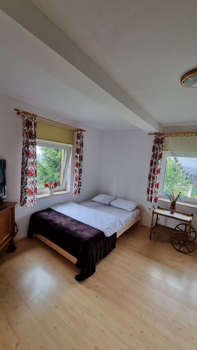 Góralski domek na szczycie obok stoku wynajem noclegi Beskid 15osób