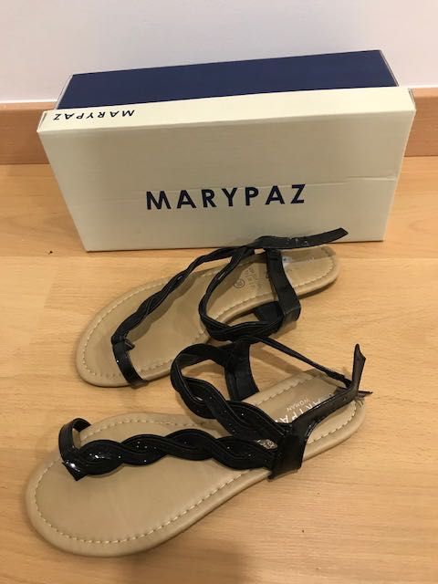 Sandálias Pretas Nº 38 Novas