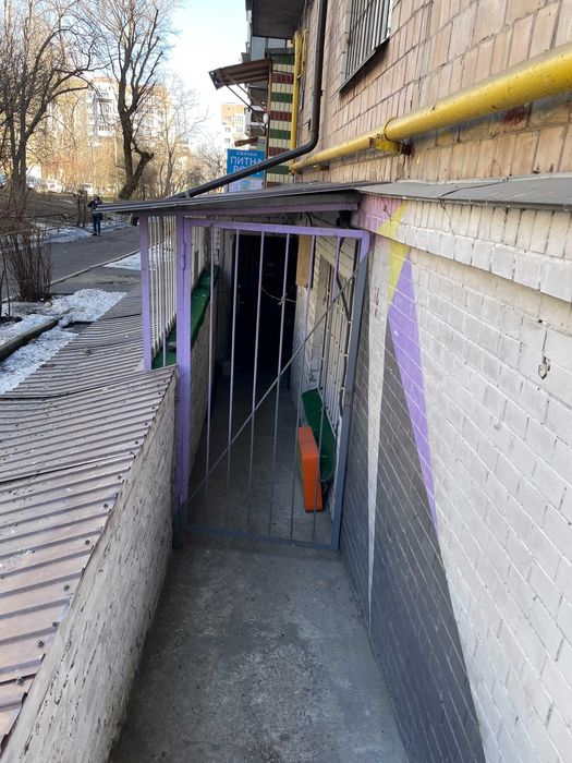 Нежитловий фонд 100 мкв цоколь, вул Здановської 21\14