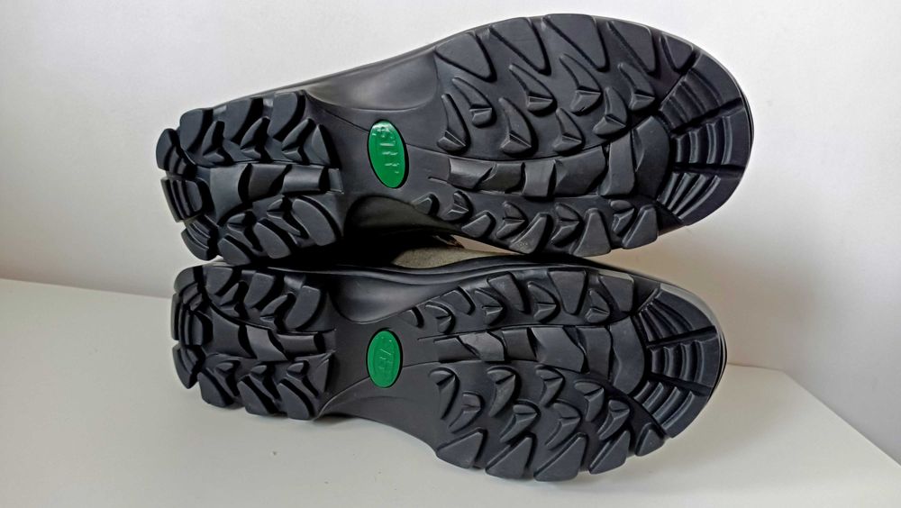 Olang trekkingi  made in ITALY membrana   tanio 99 zł ideał stan