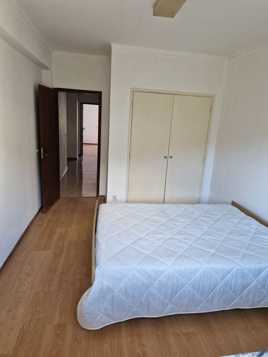 2  Camas com Colchão