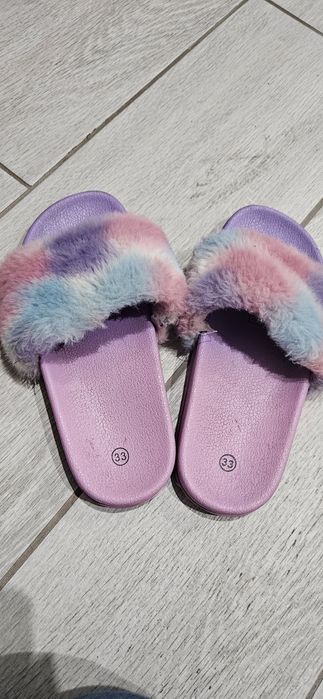 kapcie laczki z puszkiem dziewczęce rozm. 33
