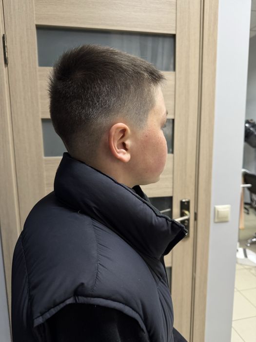 Чоловічі стрижки, борода | Вишгород