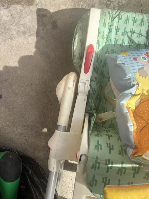 1 Cadeira de refeicao Chico