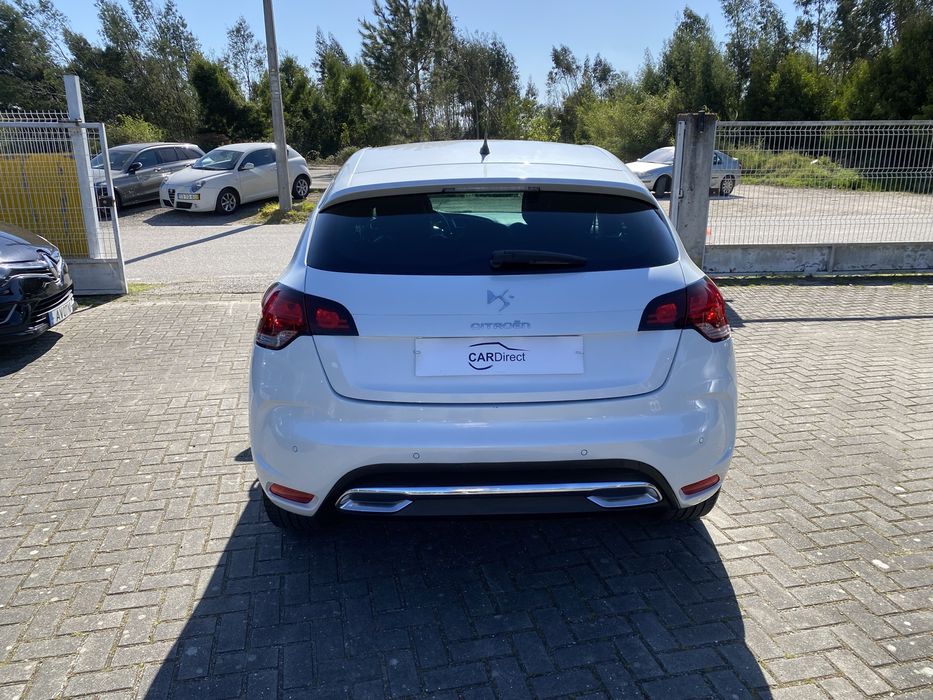 DS4 1.6 HDI 115 Auto - Nacional