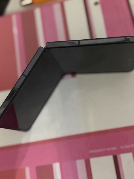 Oppo flip n2 stan bardzo dobry