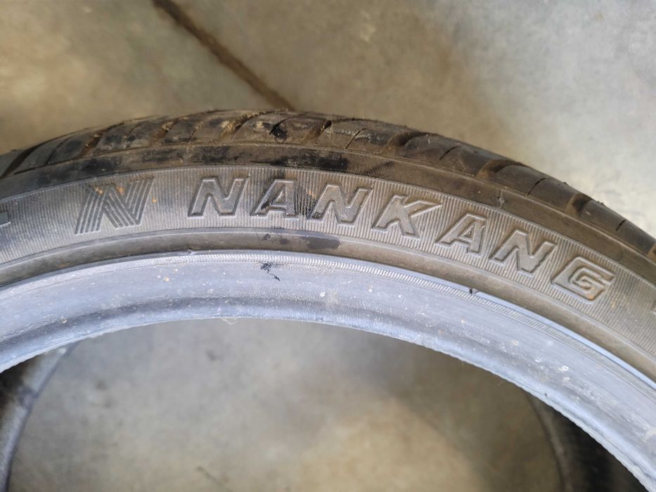 Opony nankang 215 /40 17 lato 2 sztuki