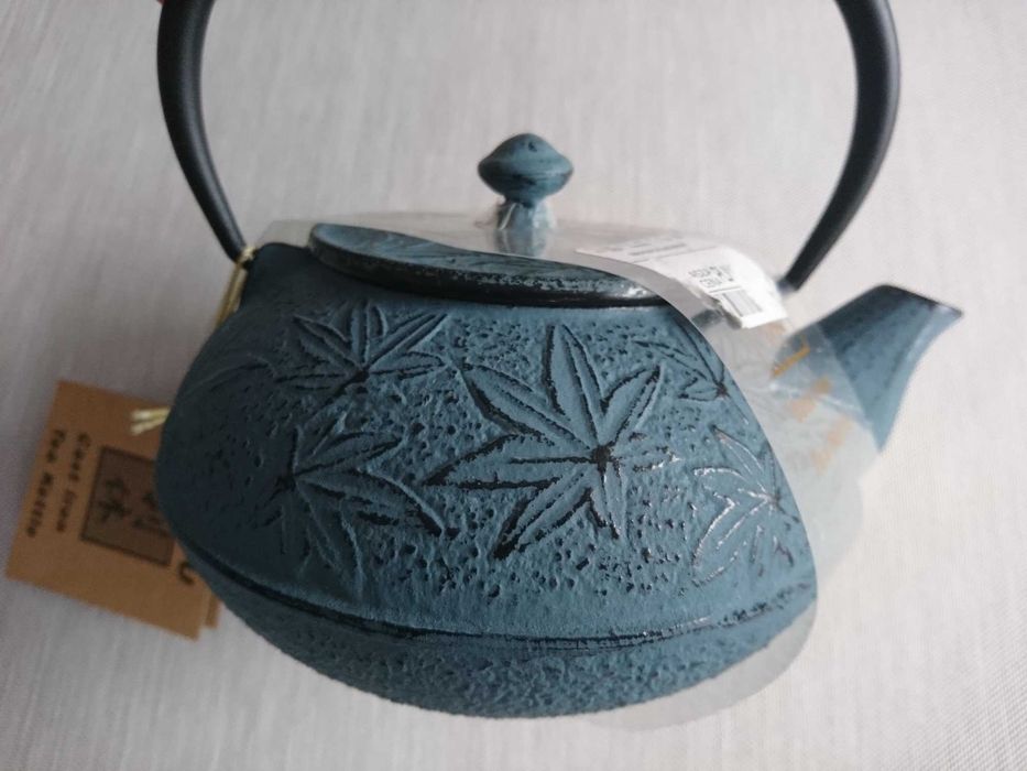Rikyu Japoński czajnik żeliwny na prezent NOWY! z metką retro dzbanek
