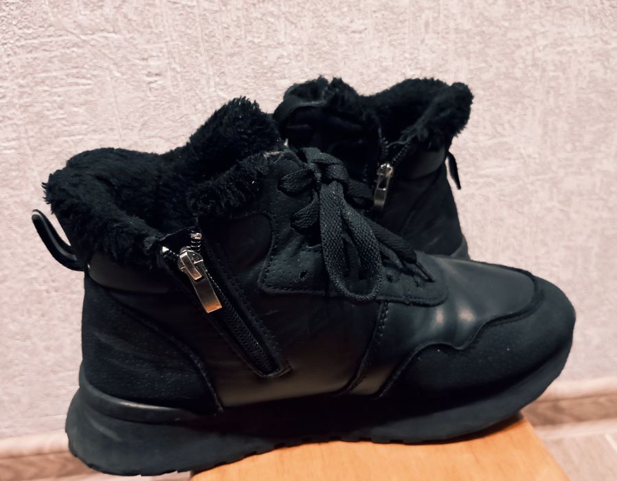 Зимние кроссовки для девочки