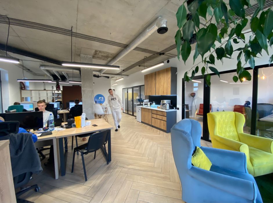 Квартира 100м2 з парковкою та терасою