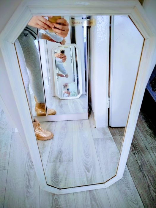 Lustro w ramie do powieszenia 80 x 40