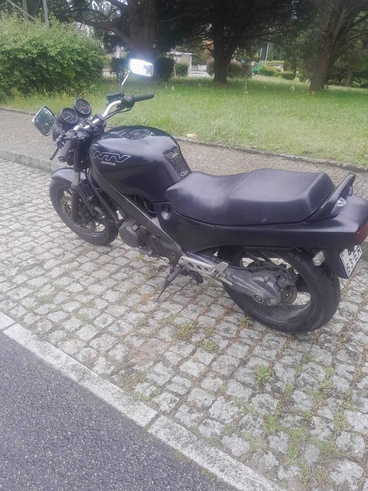Honda NTV 650  Mota muito estimada, fiável e pronta a andar. Excelente para o dia a dia. Mais info contacte .