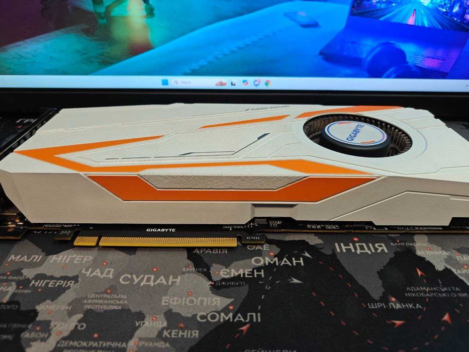 Видеокарта Gigabyte GTX 1080 Ti Turbo 11G White