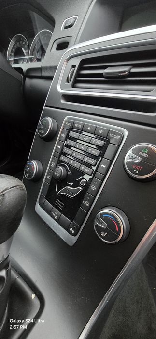 Volvo s60 2011 xenon