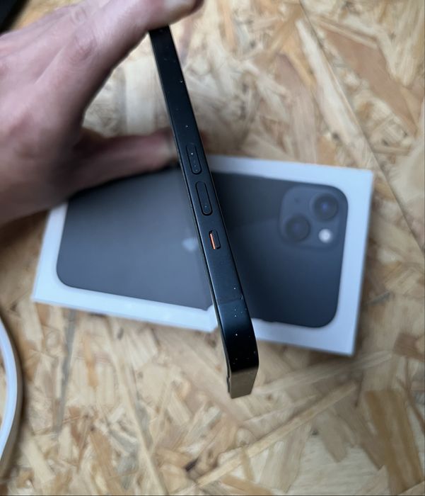 Iphone 13 128gb 72% baterii