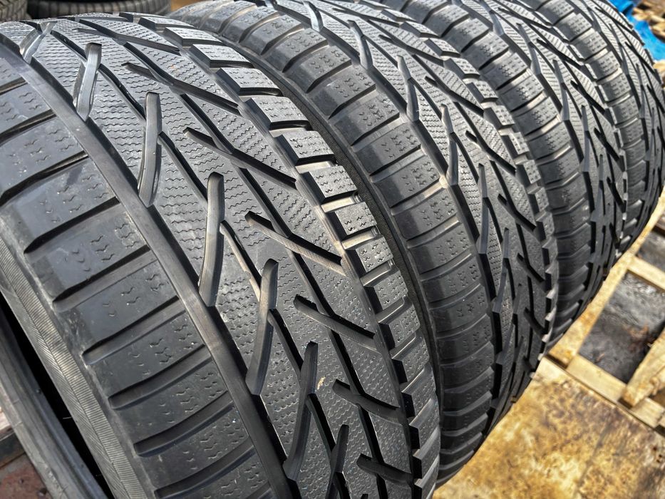 225-55-R16 TOYO WINTER SPORT 4штуки зимняя резина GERMANY 2023