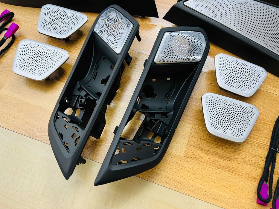 сетки Bowers & Wilkins с подсветкой X5 X7 BMW G07 G05 X5M