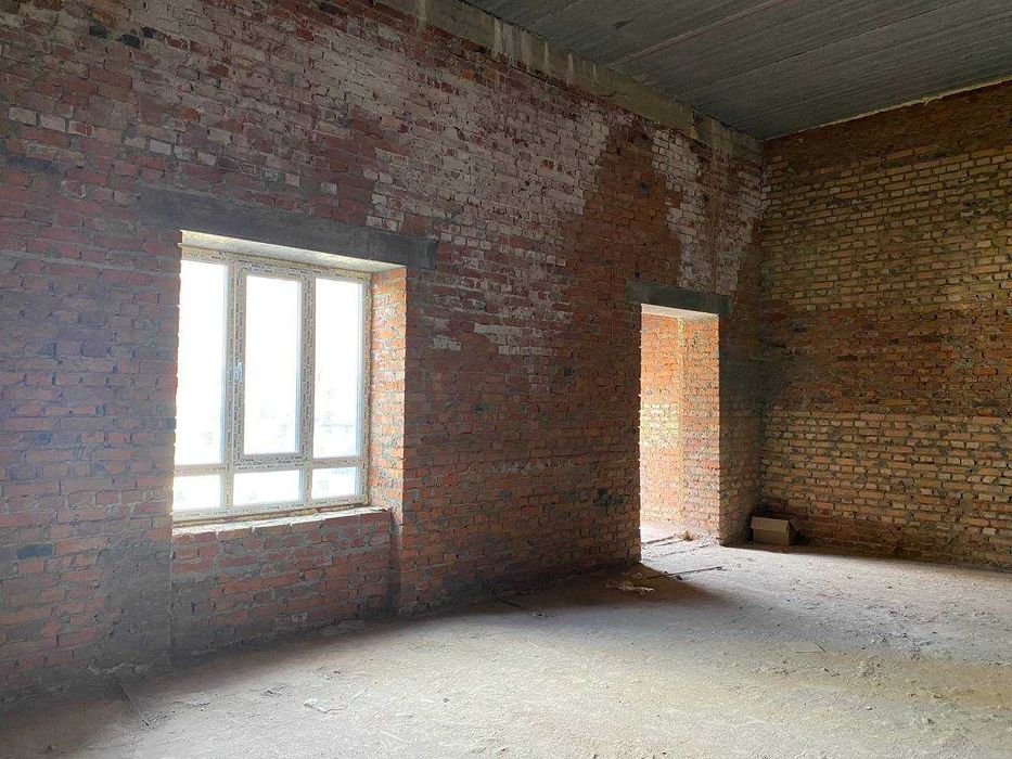 Оренда торгового приміщення в ЖК "Атлант"!