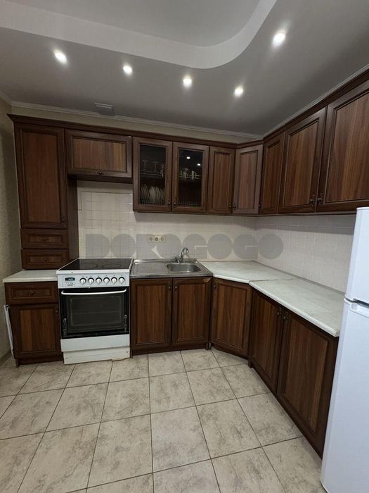 Продаж 1 к  з ремонтом !! м. Вишневе