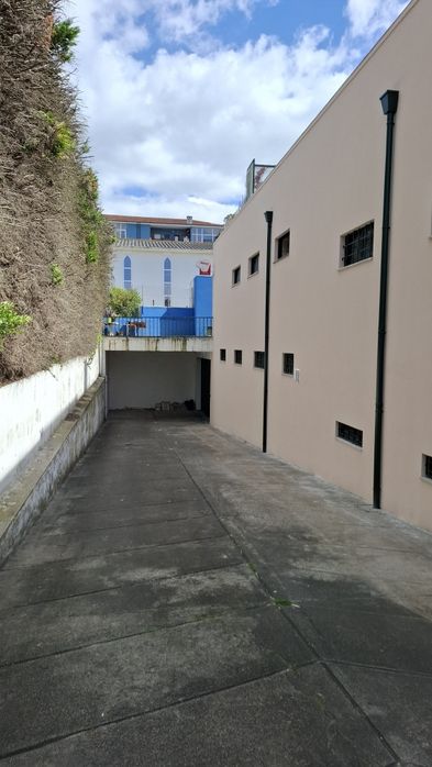 Garagem fechada Ermesinde