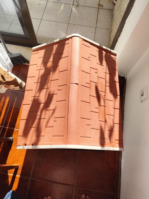 Casa de  gatos e cachorros – USADA, EM BOM ESTADO