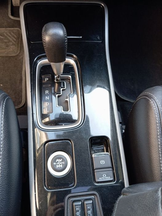 Mitsubishi Авто/Легкові автомобілі