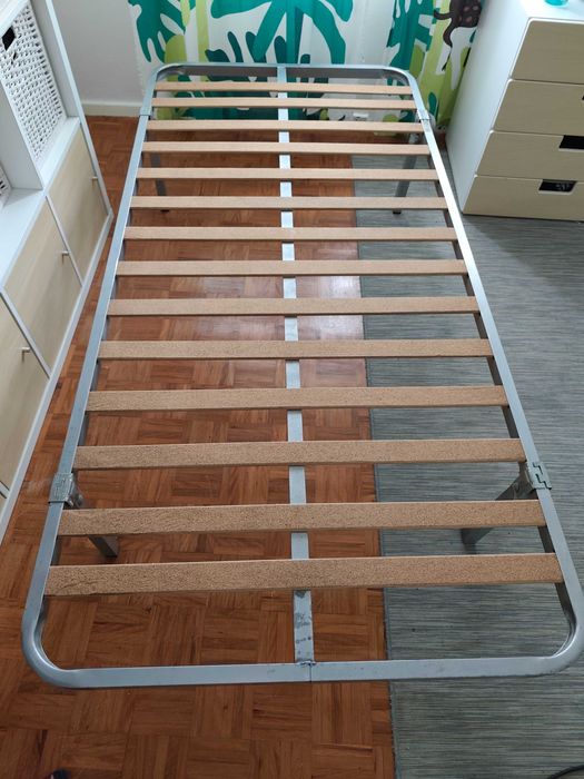 Cama sommier e colchão criança